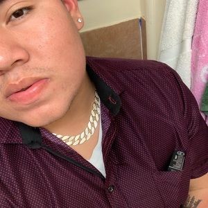 Meet your Posher, Efrain